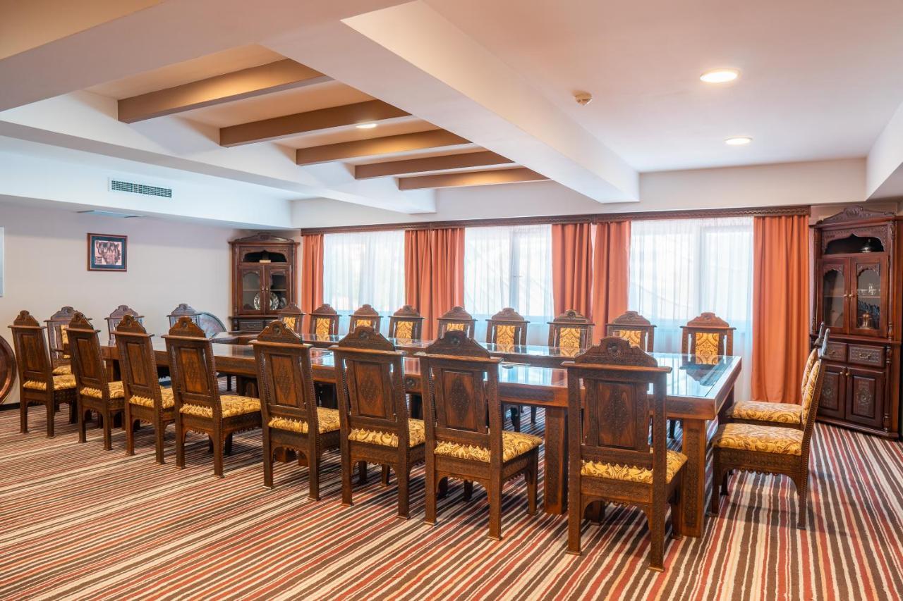 Garden City Hotel Konjic Extérieur photo