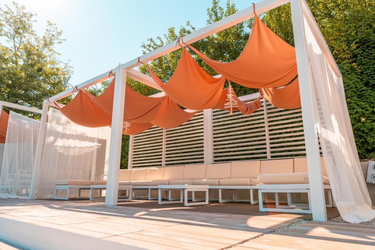 Garden City Hotel Konjic Extérieur photo