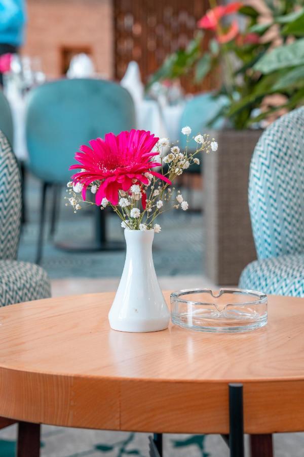 Garden City Hotel Konjic Extérieur photo