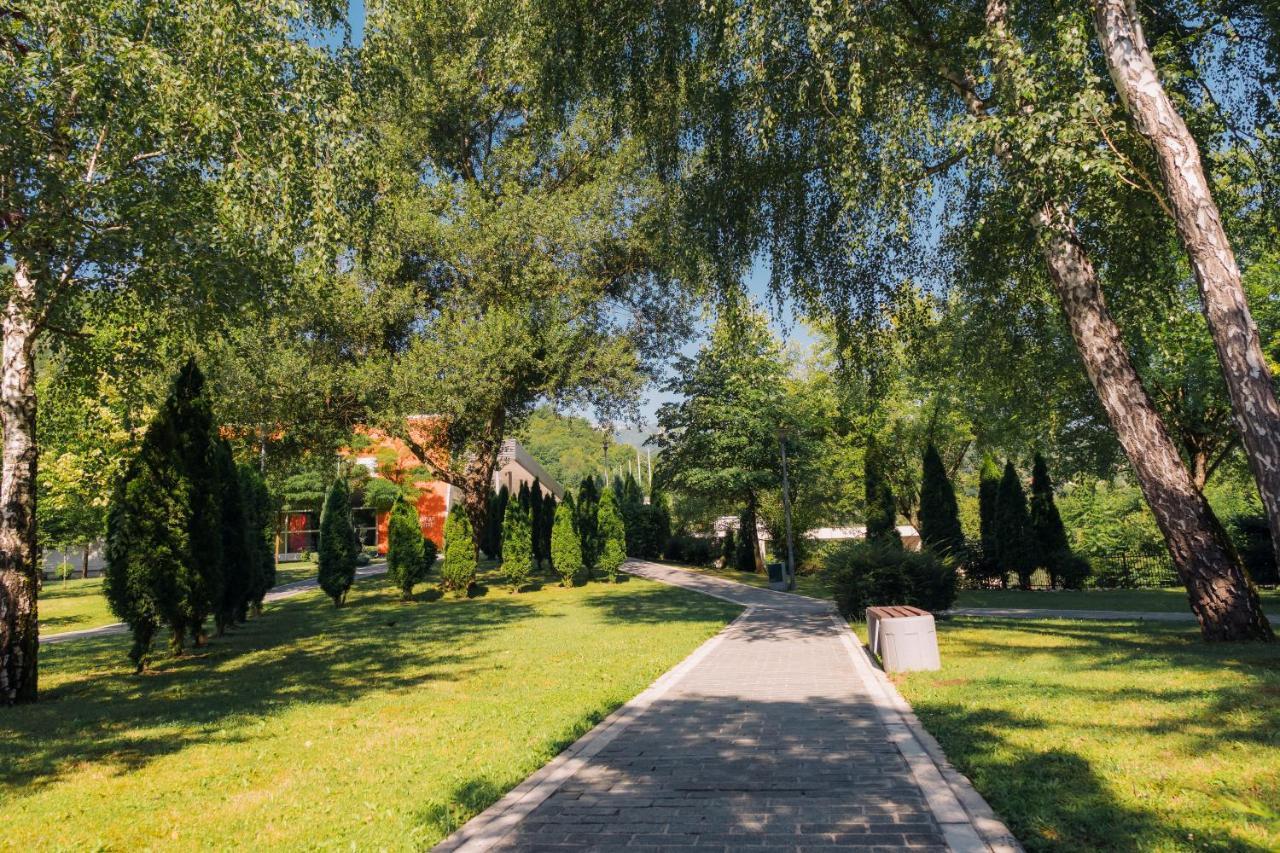 Garden City Hotel Konjic Extérieur photo