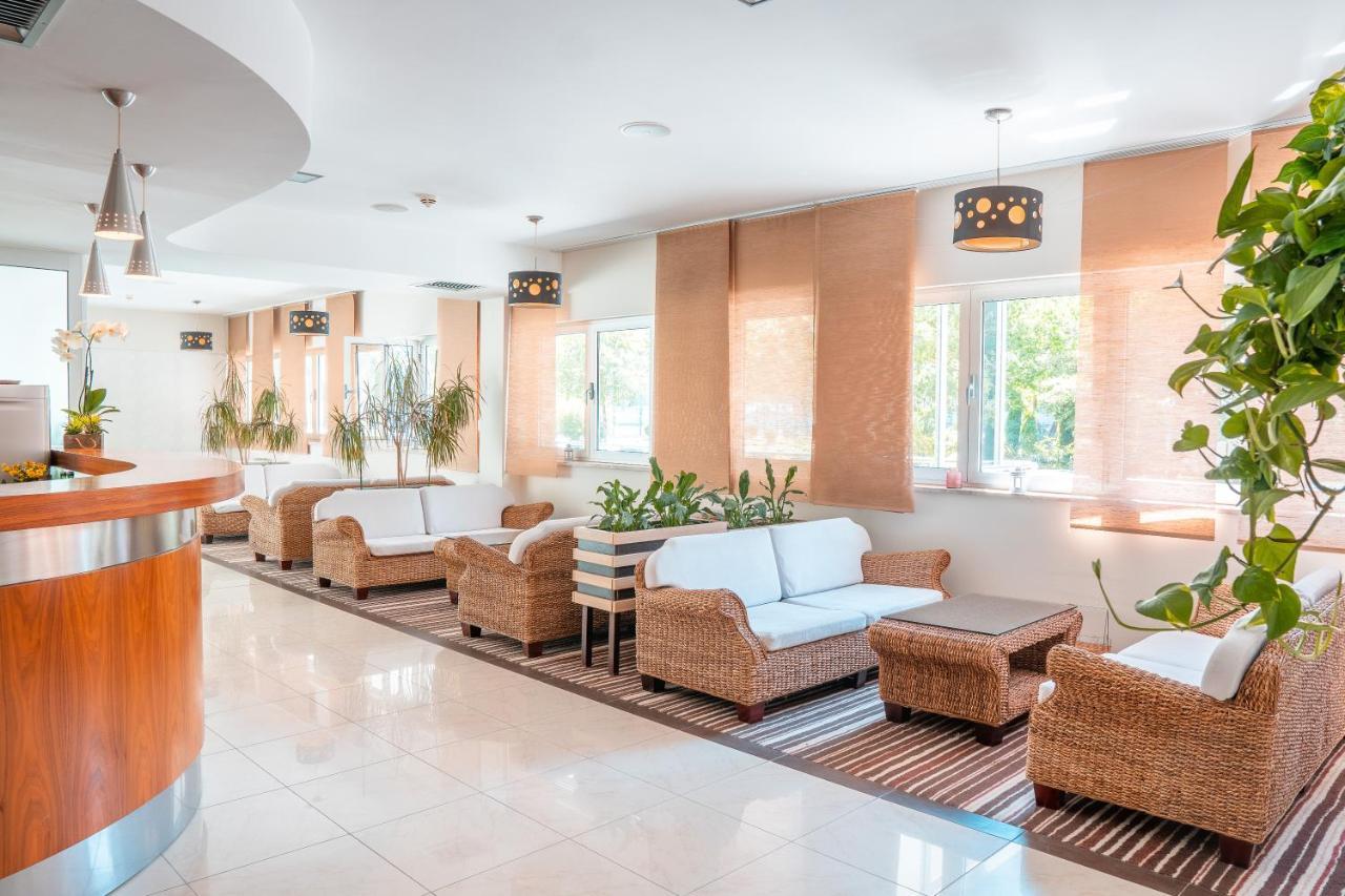 Garden City Hotel Konjic Extérieur photo