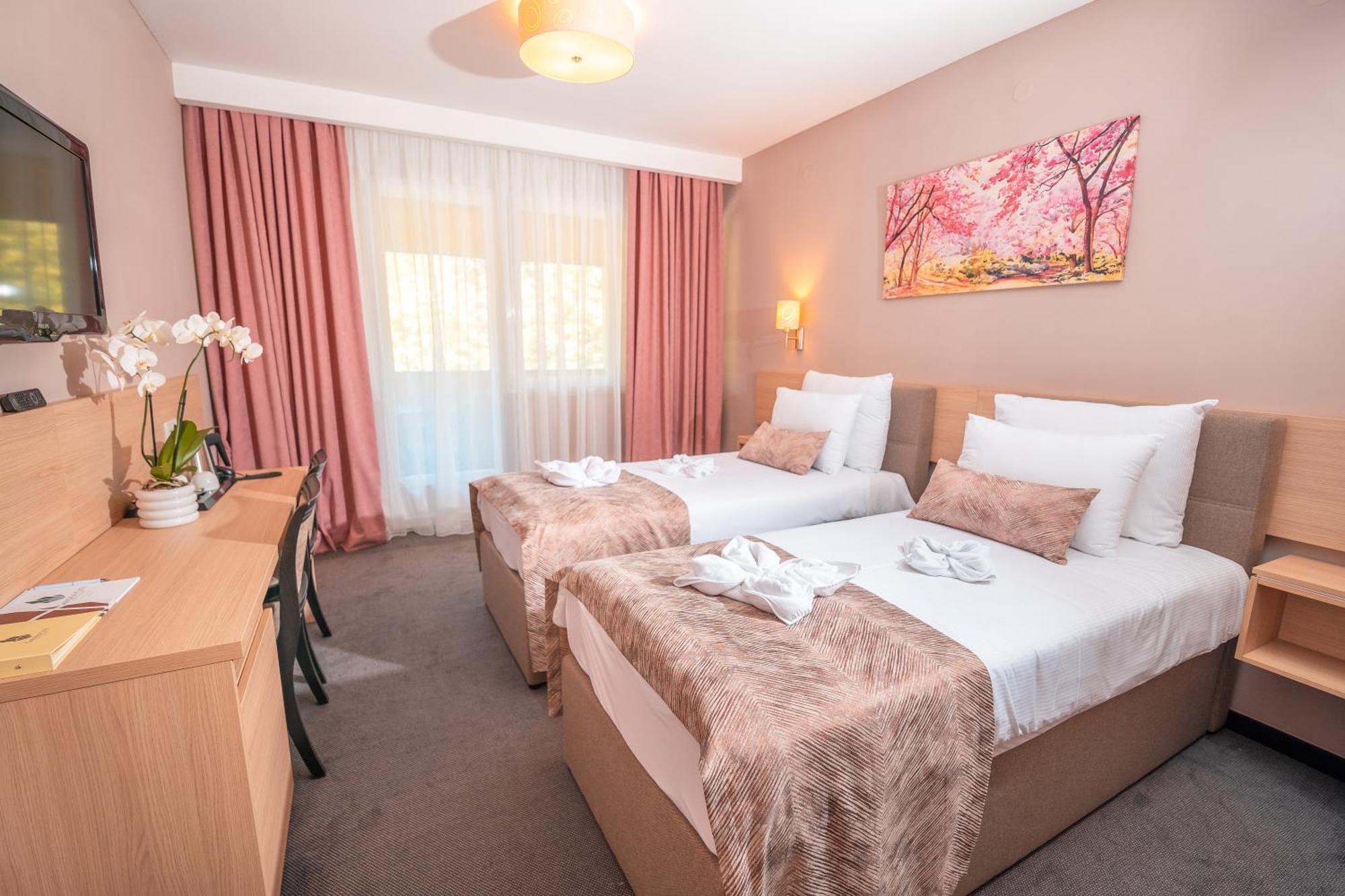 Garden City Hotel Konjic Extérieur photo